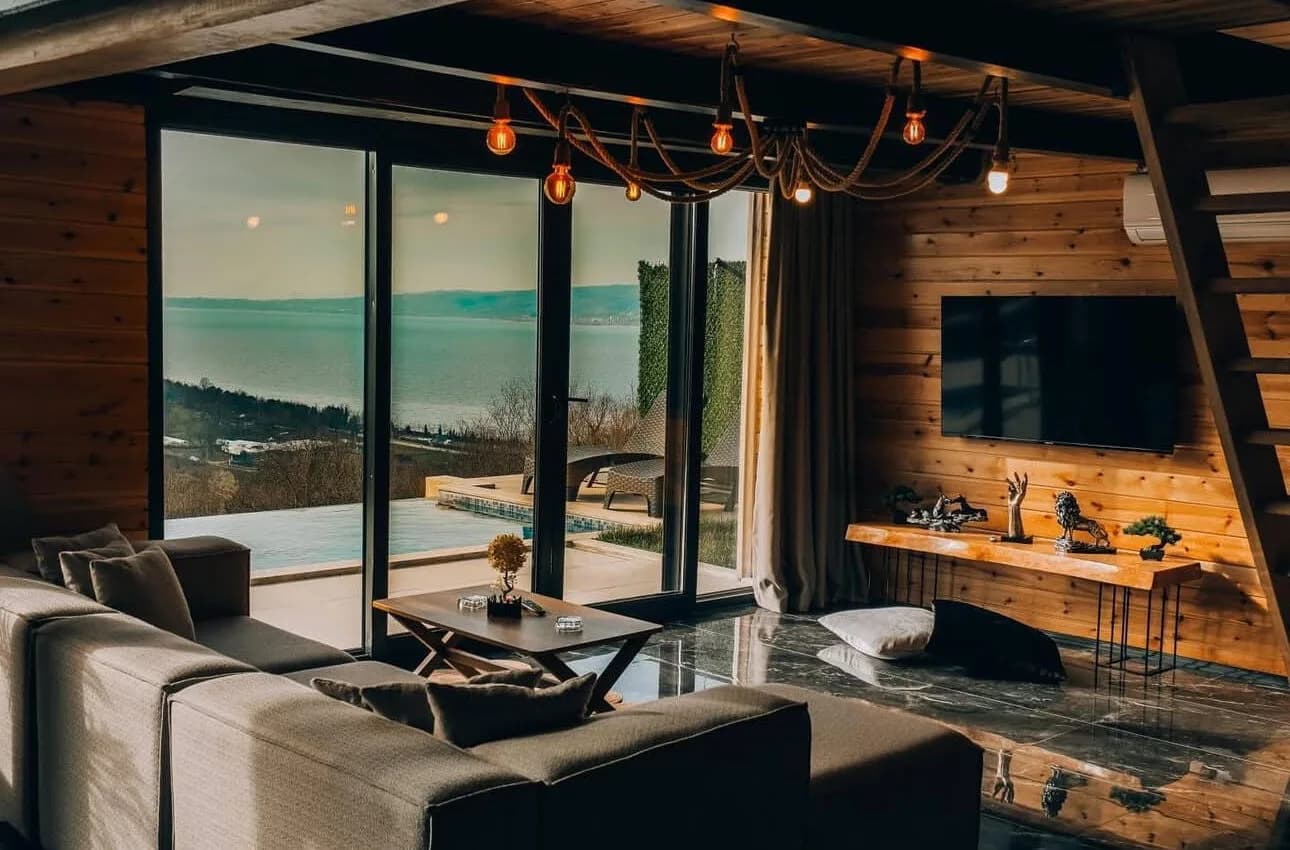 Göl Sınırı Infinity Suite